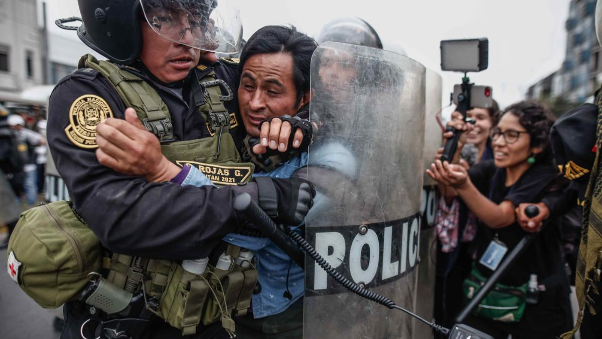 Se ha decretado el Estado de Emergencia en Perú, el ejército ha salido a la calle y los canarios que se encuentran en el país no pueden regresar a sus casas. /Efe