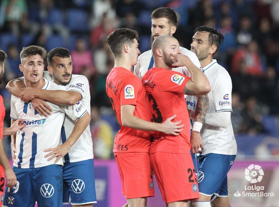 En la primera vuelta, Tenerife y Andorra empataron 1-1 en el Heliodoro con un golazo de Elady./ LALIGA.