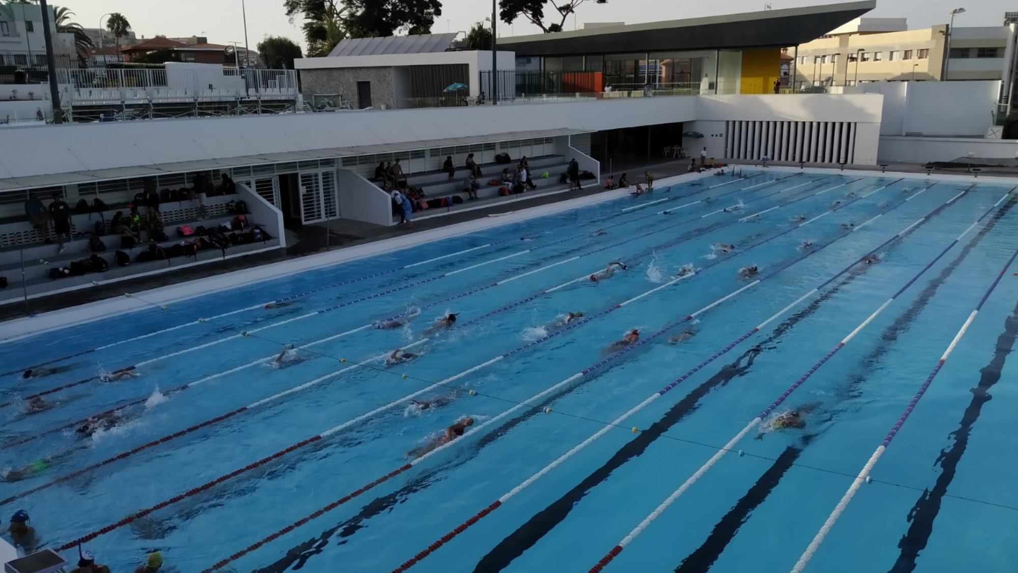 Instalaciones del Club Natación Las Palmas. / AH
