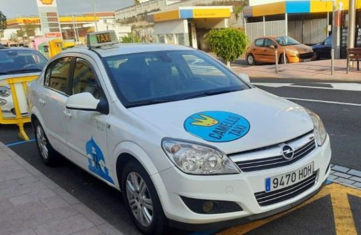 Uno de los taxis gratuitos de Los Realejos./ Cedida