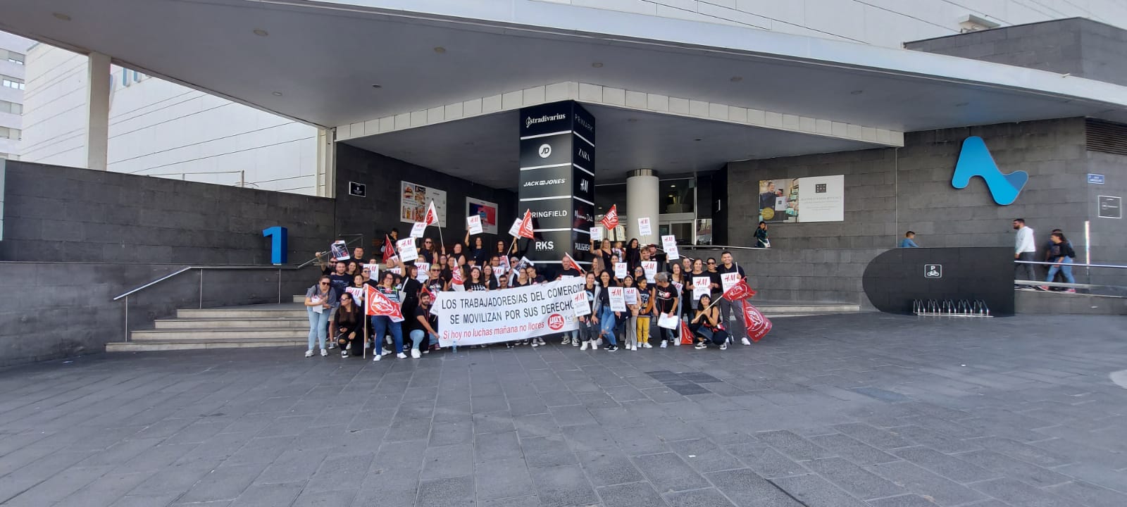 Una de las manifestaciones de los trabajadores de H&M Tenerife. / Cedida 