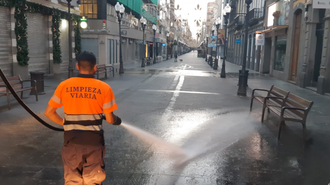 Dispositivo de limpieza en Las Palmas de Gran Canaria. / Ayuntamiento de Las Palmas de Gran Canaria