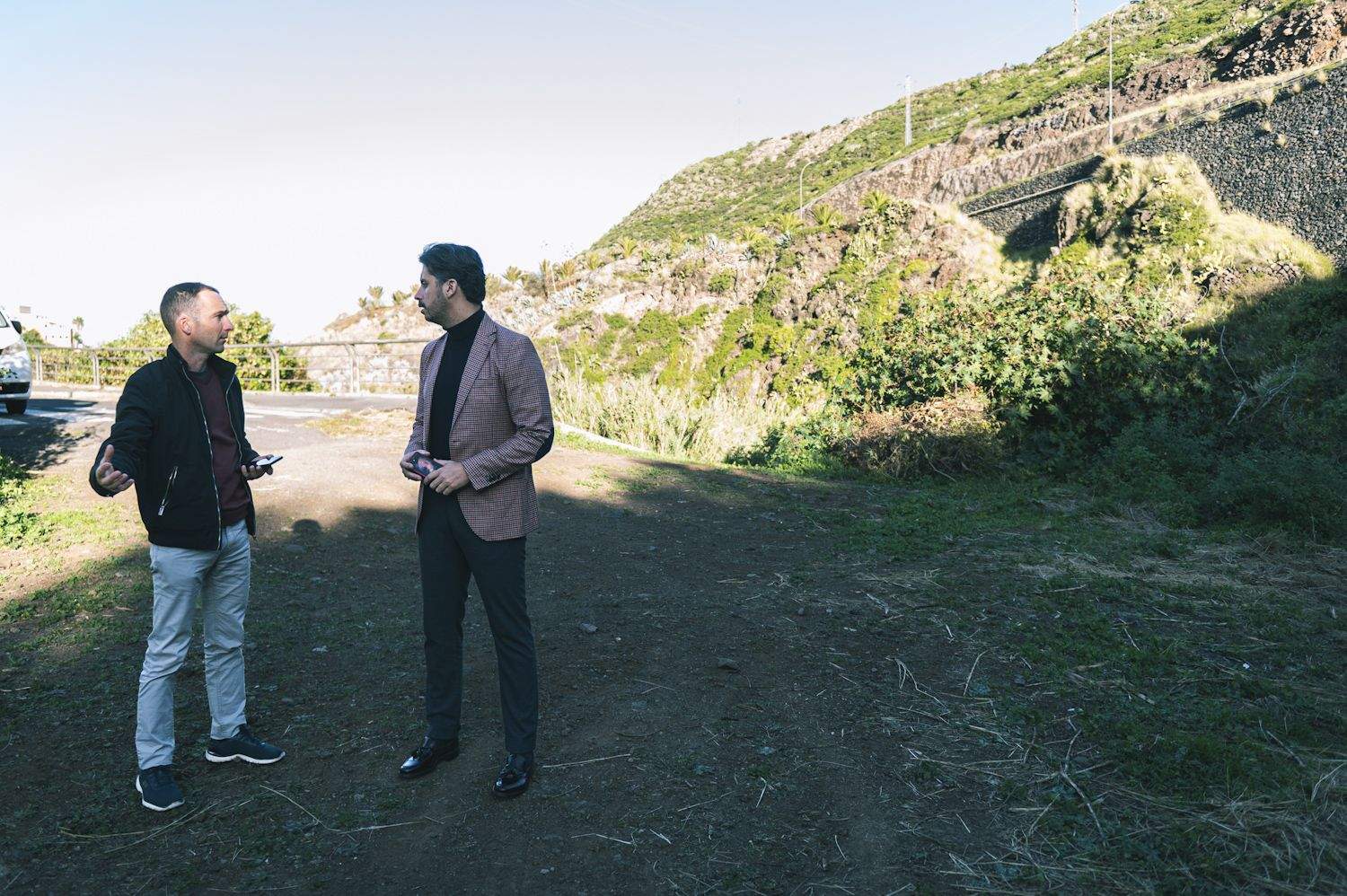   El alcalde de La Laguna, Luis Yeray Gutiérrez, visita las inmediaciones de la Fuente de Tejina./