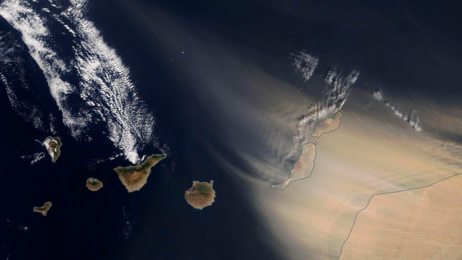 Intrusión de polvo desértico (calima) en Canarias desde el Satellite Modis. /Archivo