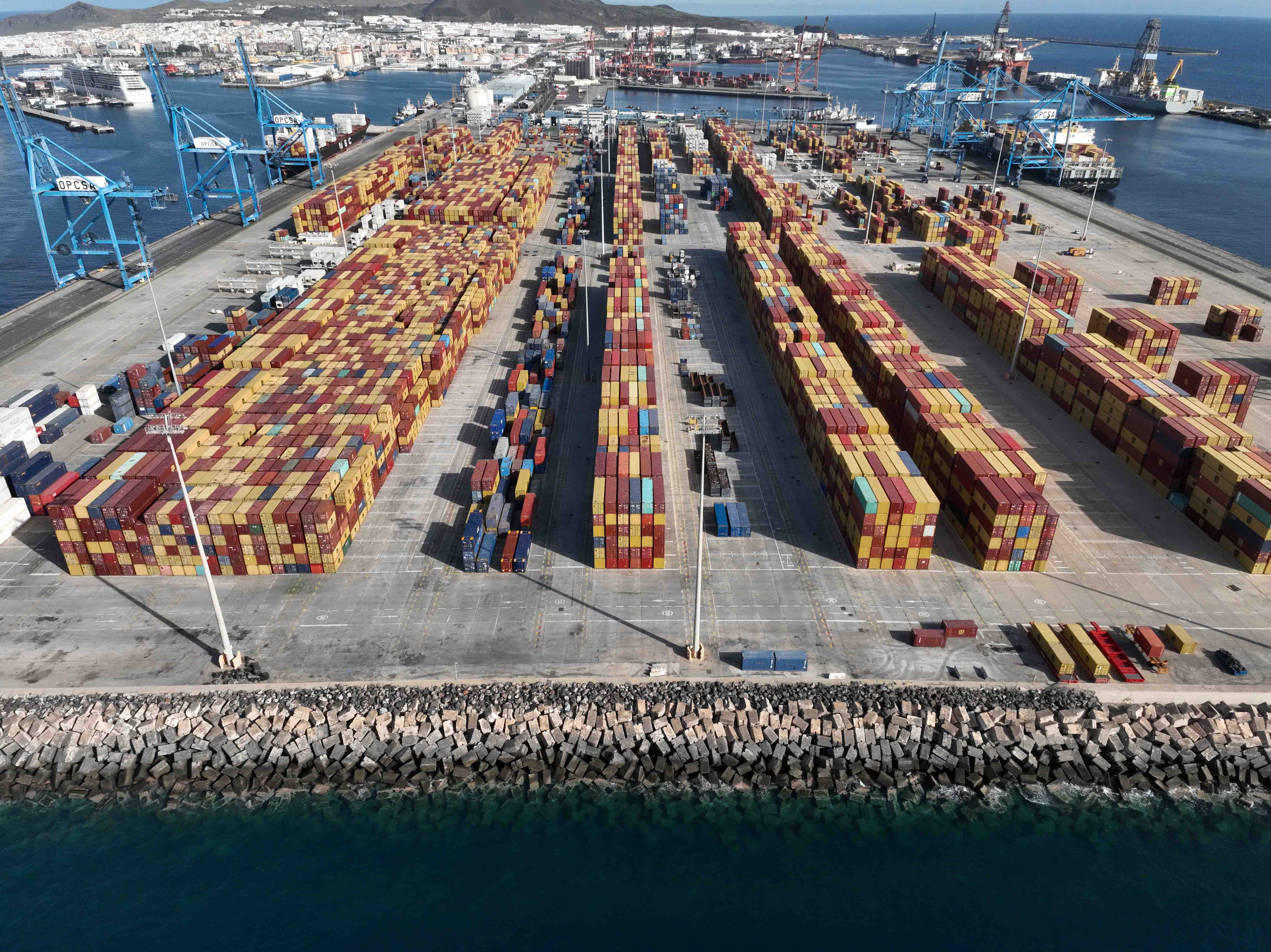 Vista aérea de la terminal Opcsa en el Puerto de Las Palmas. / Autoridad Portuaria de Las Palmas