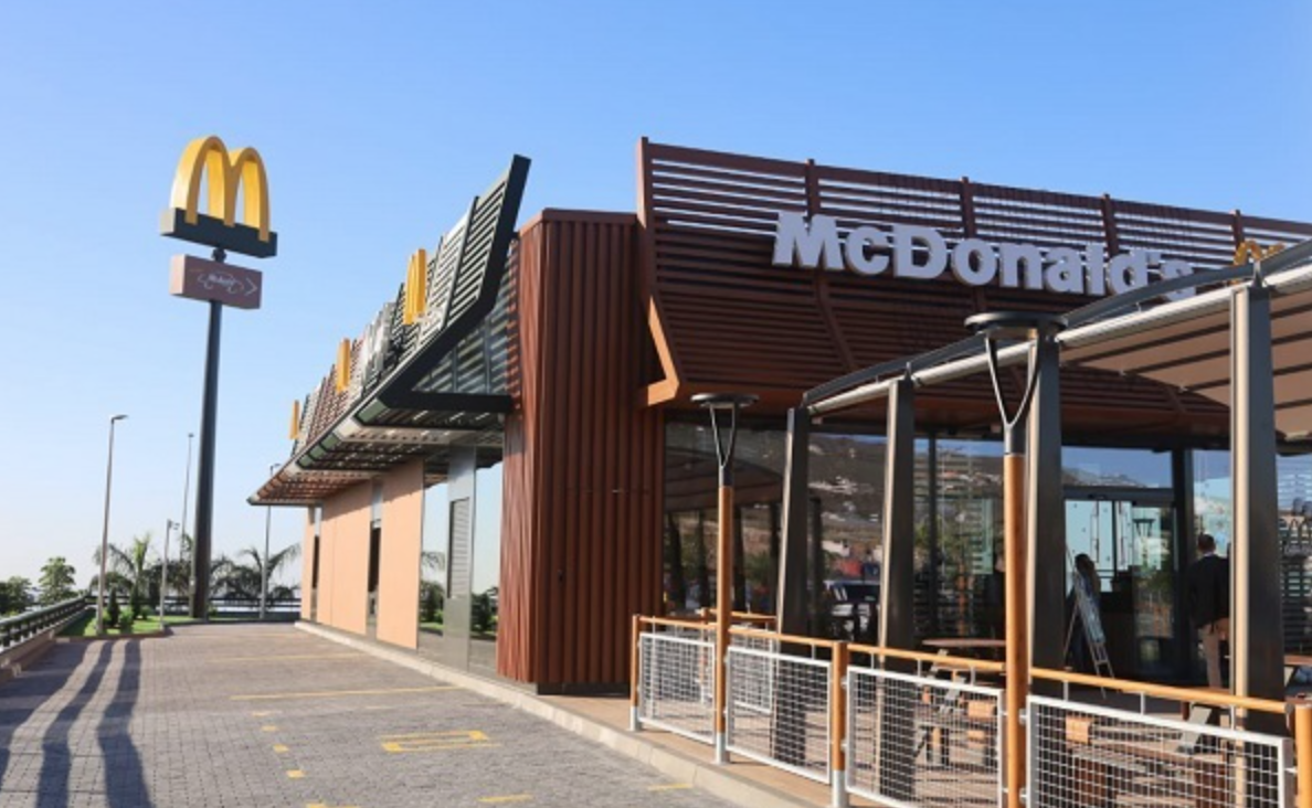 Franquicia de McDonald’s en Adeje, Tenerife./