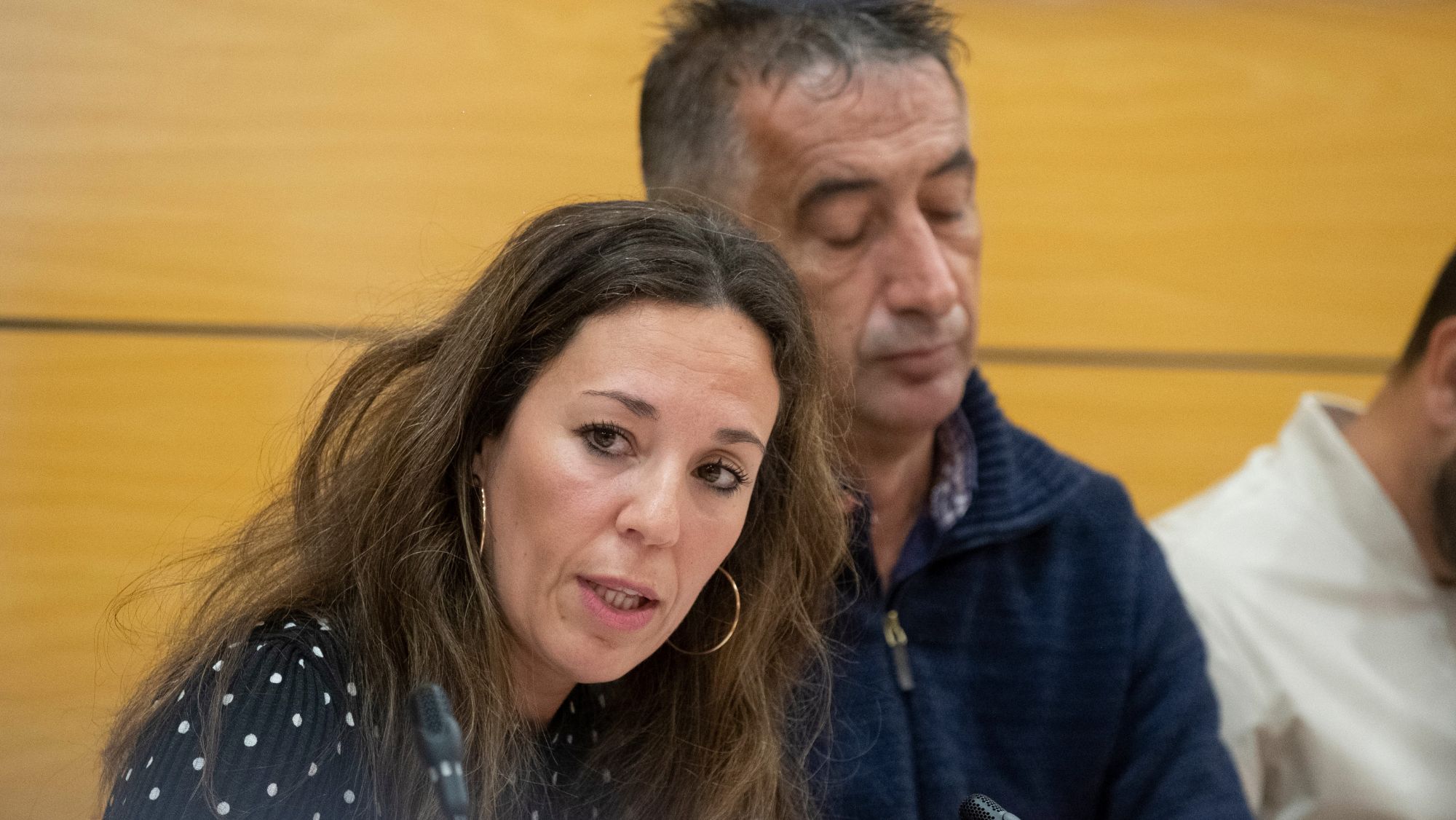 Jéssica De León, del PP, junto a Claudio Gutiérrez. / EFE / Carlos de Saá