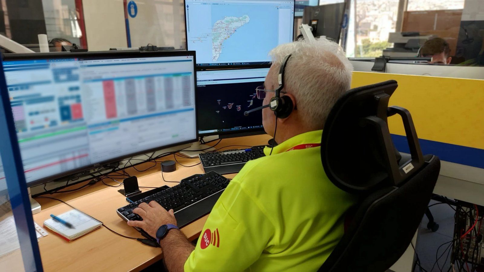 Un trabajador del del área de Seguridad y Emergencias del Gobierno de Canarias. / 112 Canarias