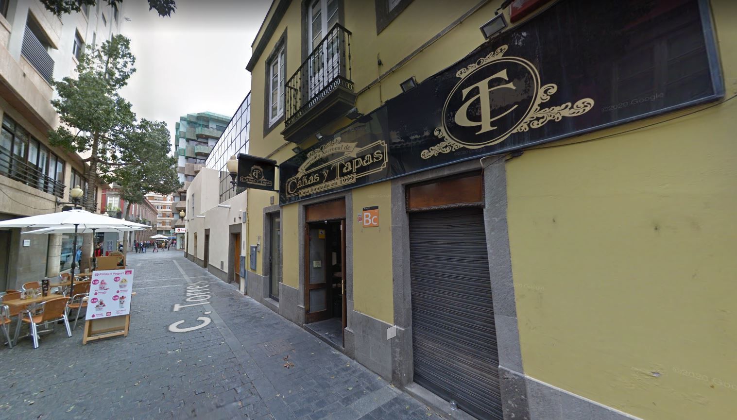 Establecimiento Cañas y Tapas en Las Palmas / AH