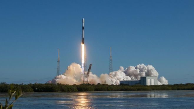 Lanzamiento de DRAGO2, proyecto del IAC, a bordo de un cohete Falcon 9 de Space X. / Space X Lanzamiento de DRAGO2, proyecto del IAC, a bordo de un cohete Falcon 9 de Space X. / Space X