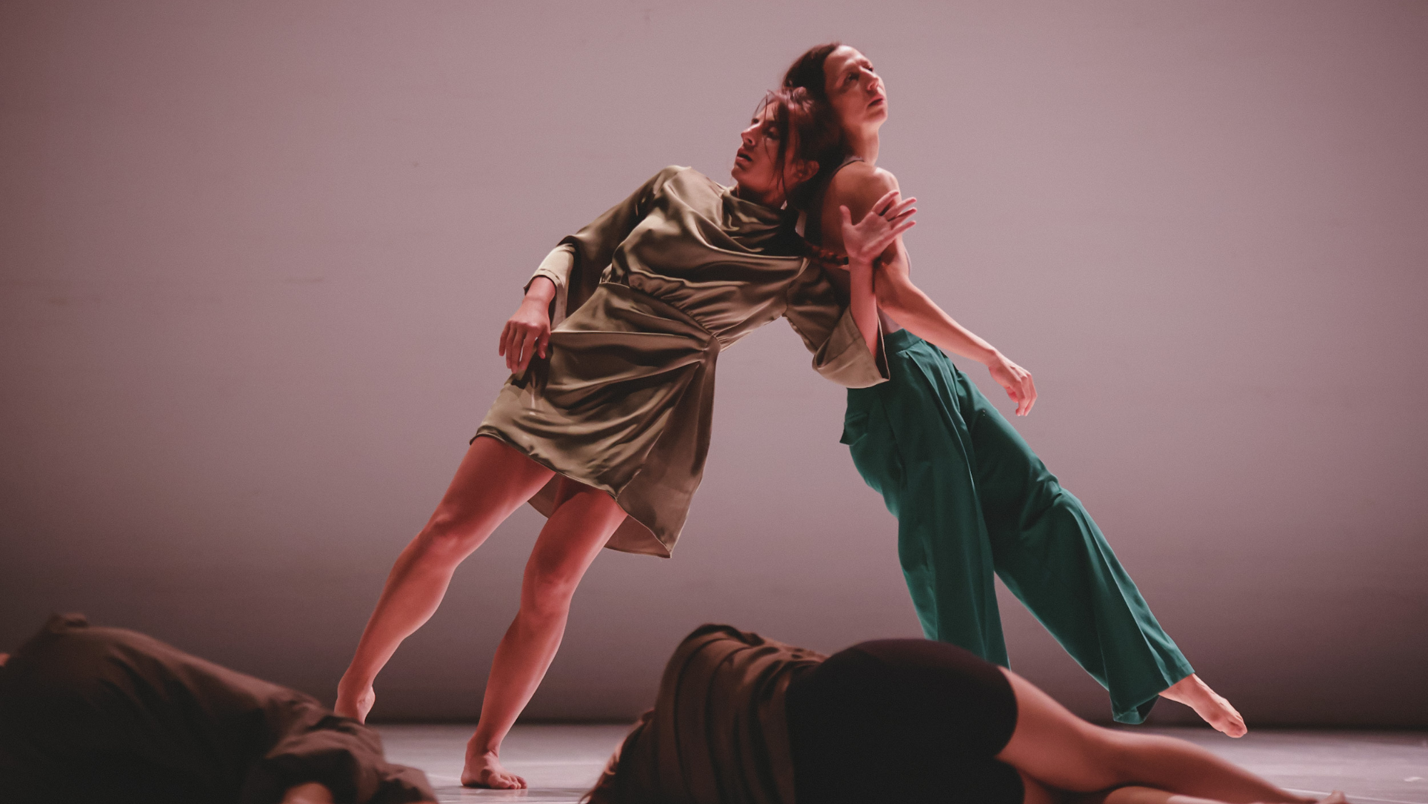 Ensayo de 'Somnus', de Daniel Morales, en el Teatro Cuyás.  / Teatro Cuyás.