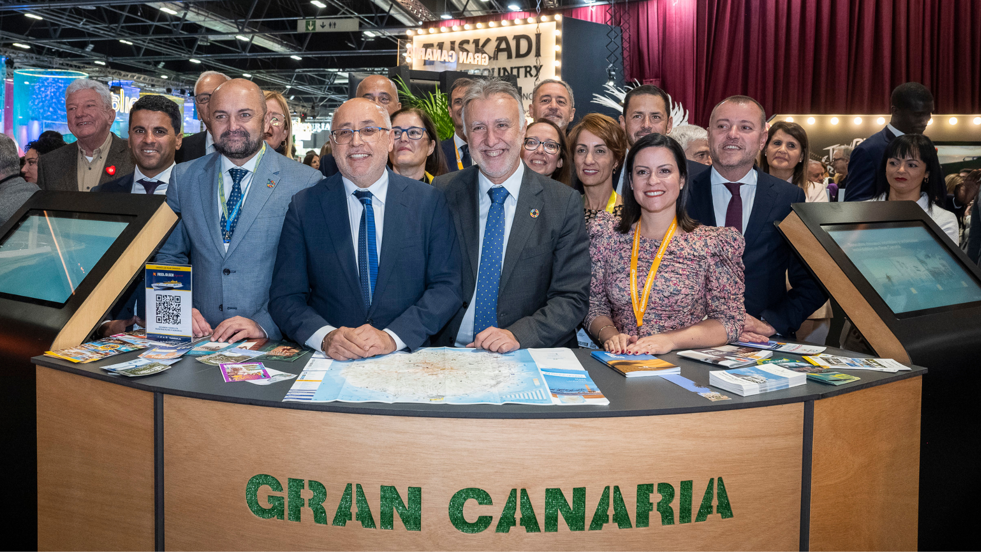 Ángel Víctor Torres y Antonio Morales en el stand de Gran Canaria./ Turismo Gran Canaria Ángel Víctor Torres y Antonio Morales en el stand de Gran Canaria./ Turismo Gran Canaria