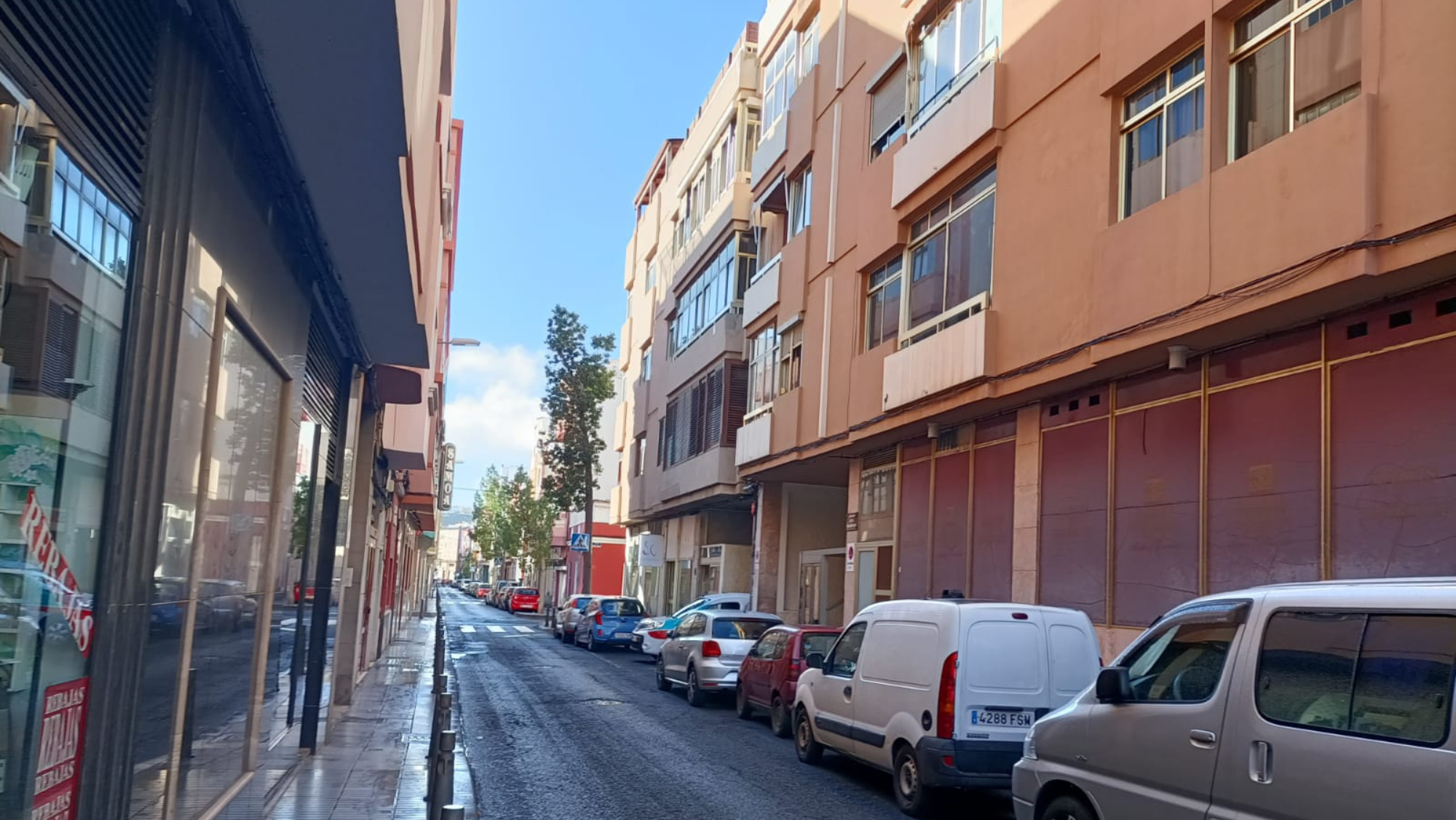Primera Zona de Bajas Emisiones en Las Palmas: multas de 200 euros y coches que pueden entrar en Alcaravaneras. / AH