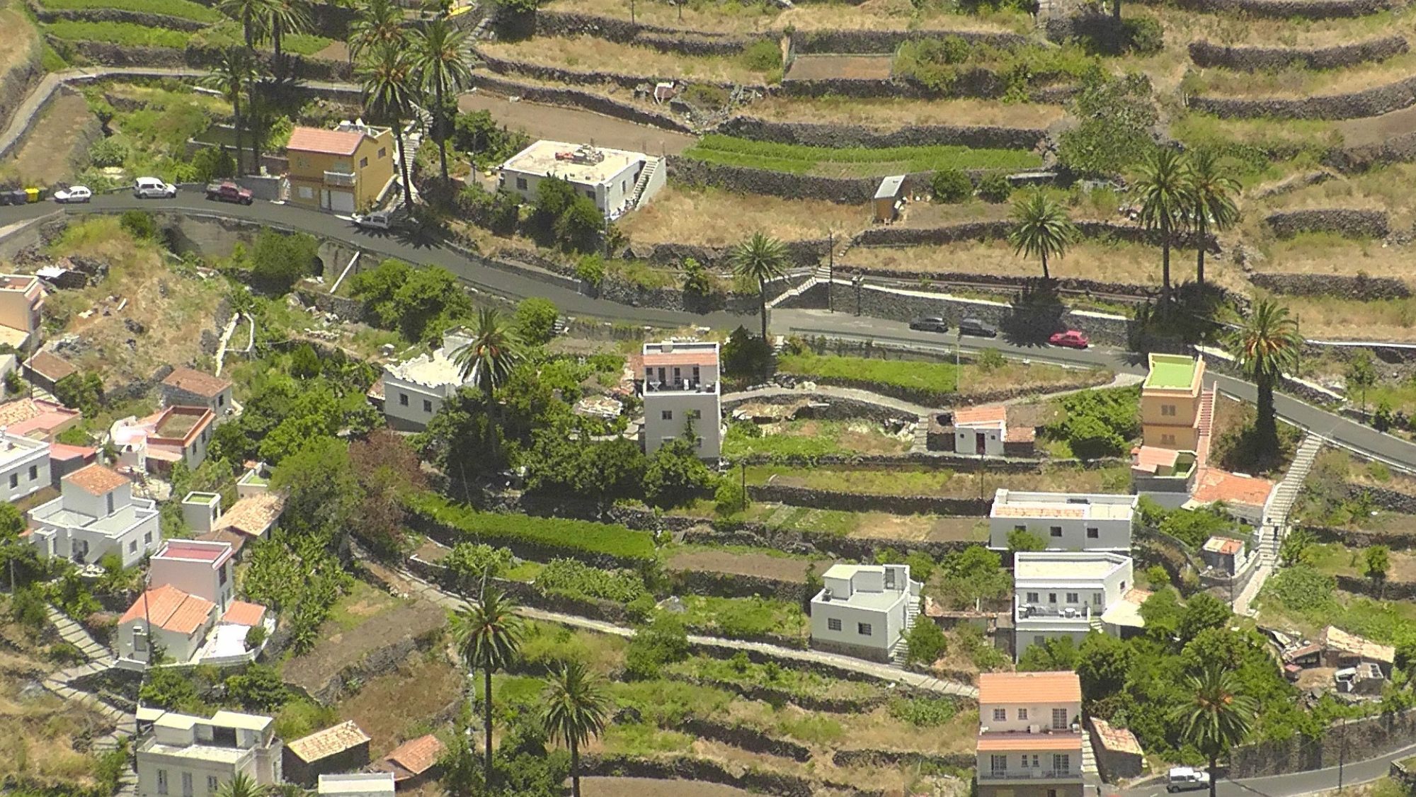 Varias viviendas situadas en zonas rurales de La Gomera.  Pixabay