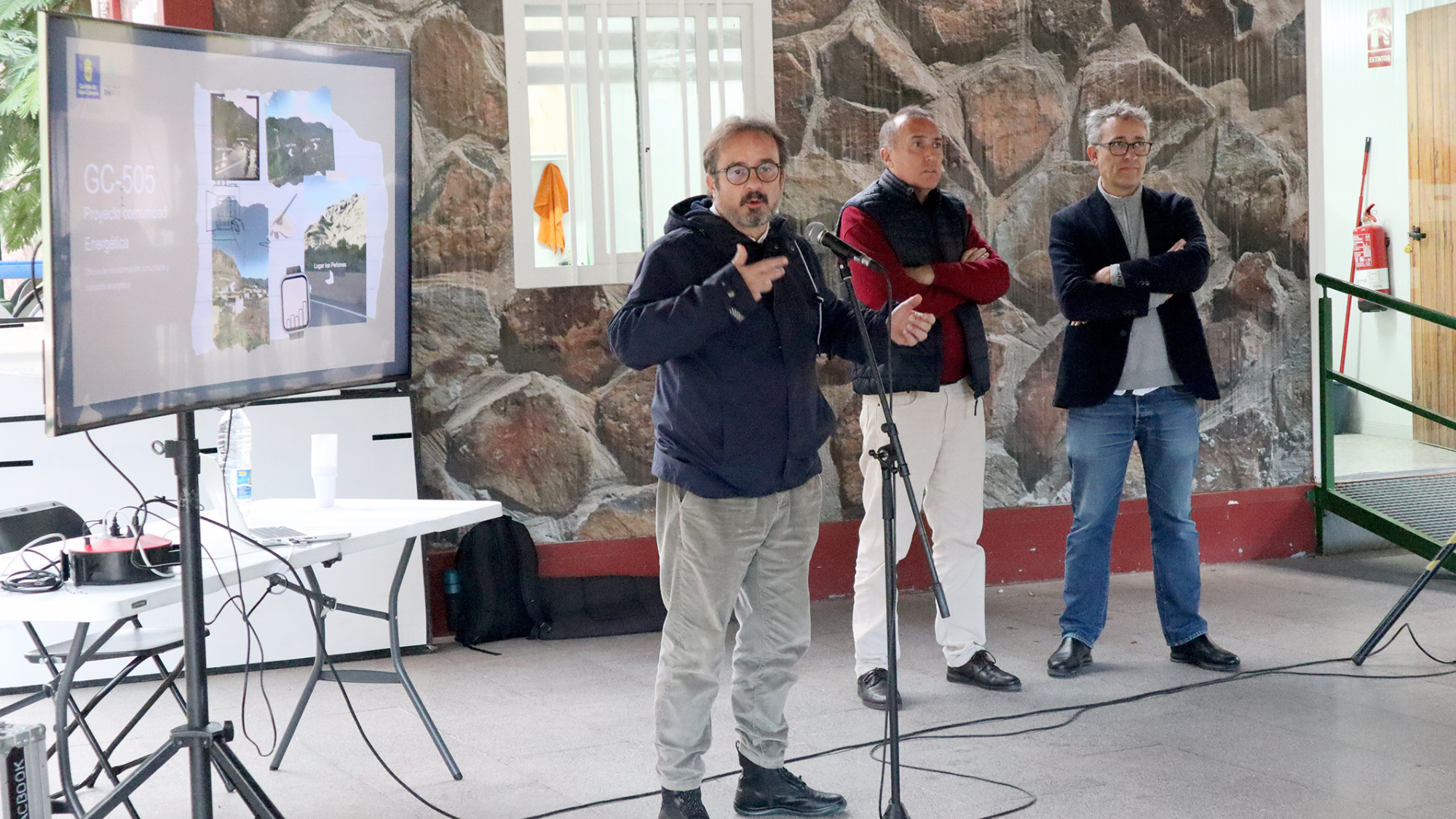 El Cabildo de Gran Canaria, a través del Consejo Insular de la Energía, ha presentado el proyecto ‘GC 505’ en el Barranco de Arguineguín, más concretamente en la zona de Las Filipinas. Cabildo de Gran Canaria