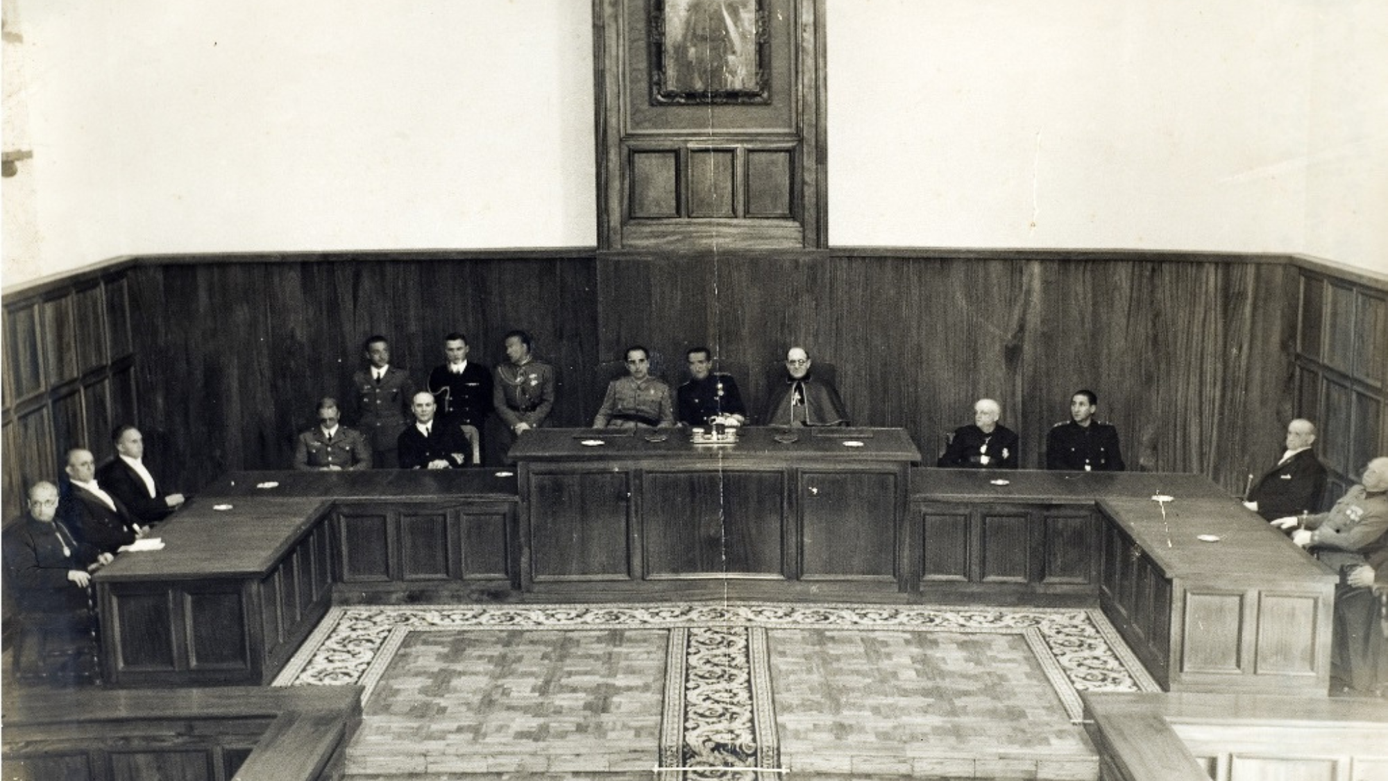 Foto del Pleno del Cabildo en 1941./ Cabildo de Gran Canaria