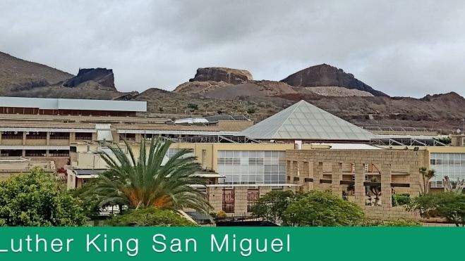 Colegio Luther King San Miguel./ Colegio Luther King San Miguel./