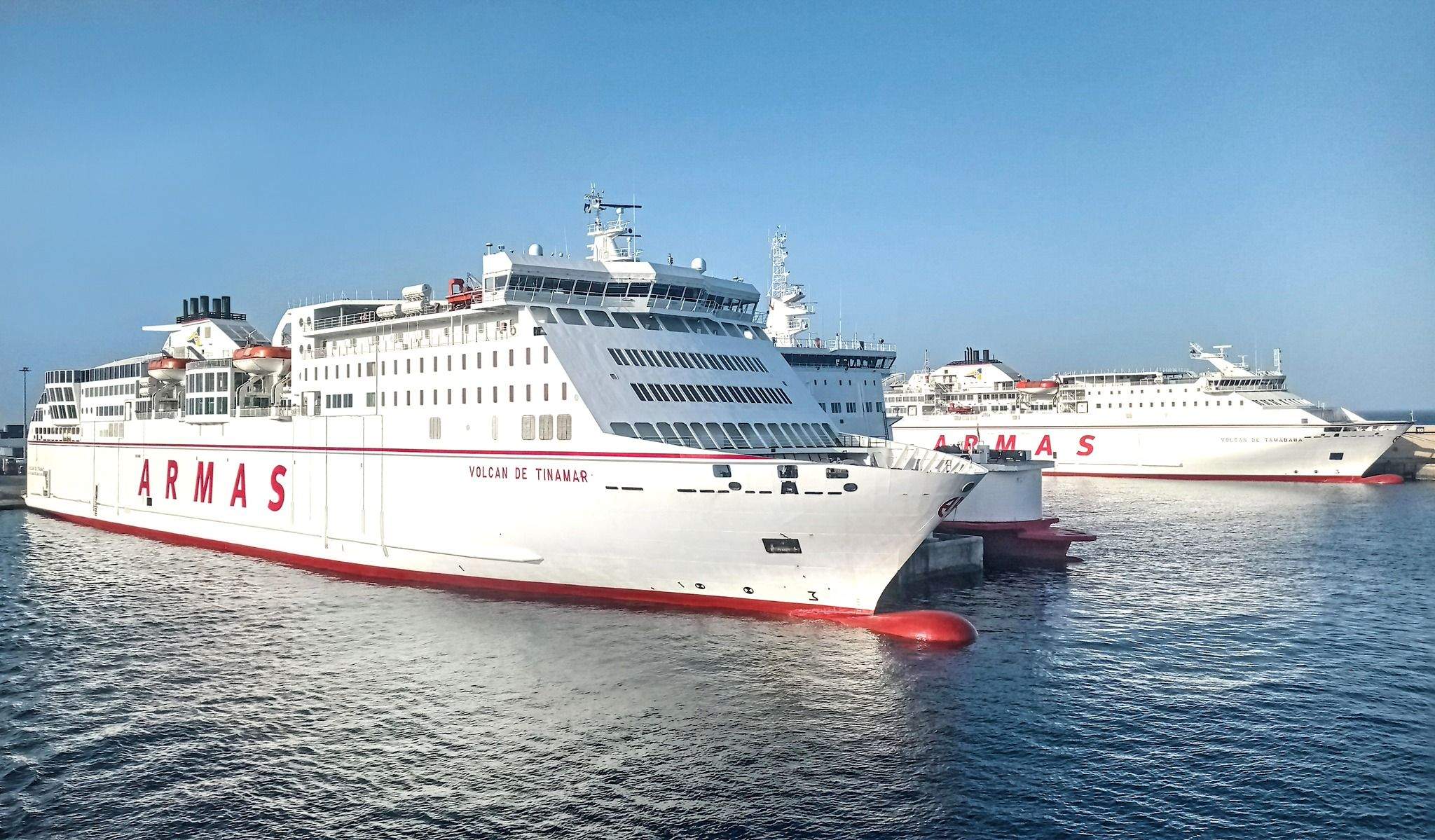 Barcos de Naviera Armas./ NAVIERA ARMAS