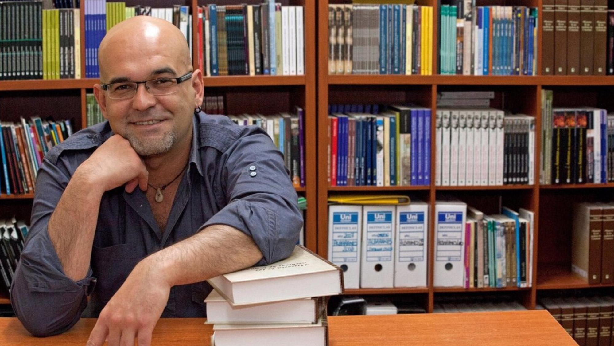 El escritor Alexis Ravelo. / EUROPA PRESS