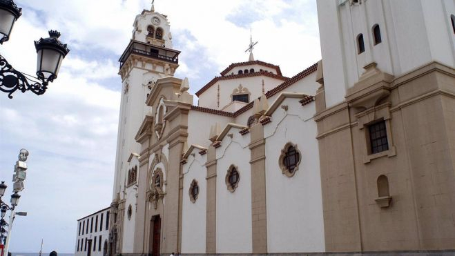Exterior de la Basílica de Candelaria. / Archivo 