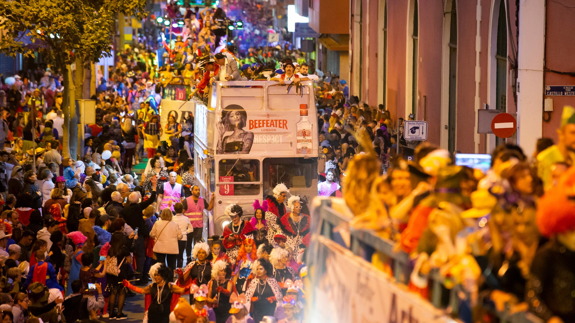  El objetivo es instalar dos escenarios y celebrar seis noches de conciertos con espacios para comida y bebida. /LPA Visit