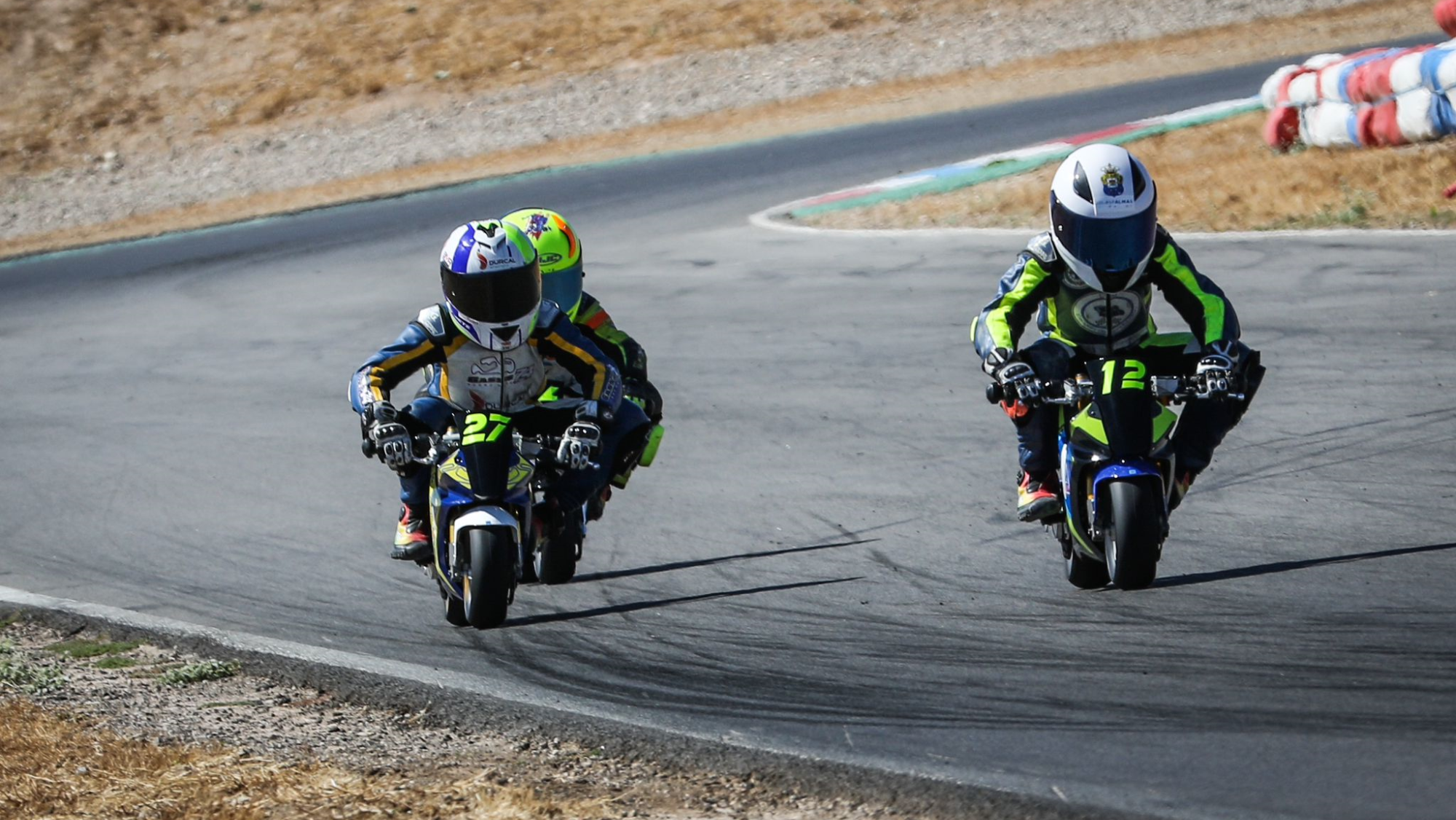 La Federación Insular de Motociclismo le dice al padre de un piloto de tan solo siete años, que se vaya a otra federación. EV
