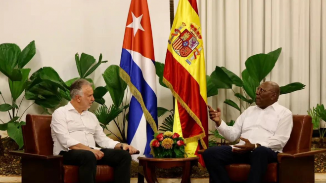 Torres durante su reunión con el vicepresidente cubano. / Gobierno de Canarias