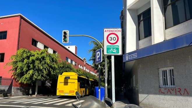 Señal vertical de un Ciclocarril./ Atlántico Hoy