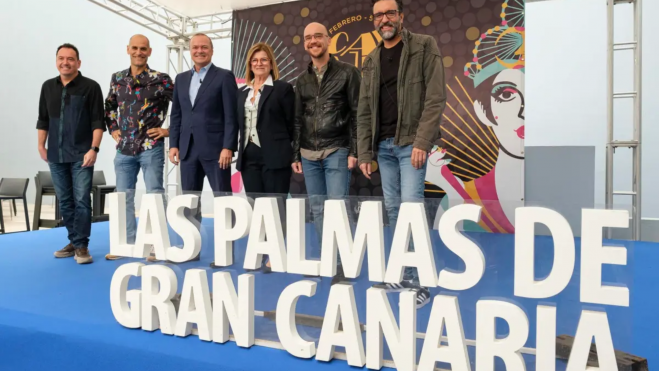 Los Salvapantallas han sido los pregoneros del Carnaval de Las Palmas de Gran Canaria./ EFE