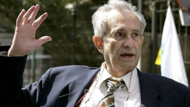 Antonio Cubillo, líder independentista canario. / Ramón de la Rocha (EFE) Antonio Cubillo, líder independentista canario. / Ramón de la Rocha (EFE)