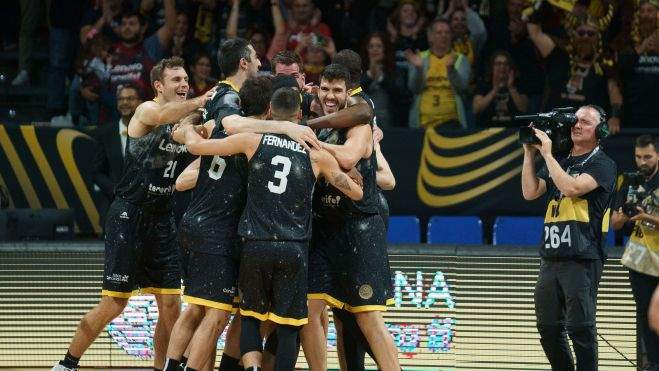 7c2934962975e9e6aff8bdf45485cebf42a4aea6 7c2934962975e9e6aff8bdf45485cebf42a4aea6