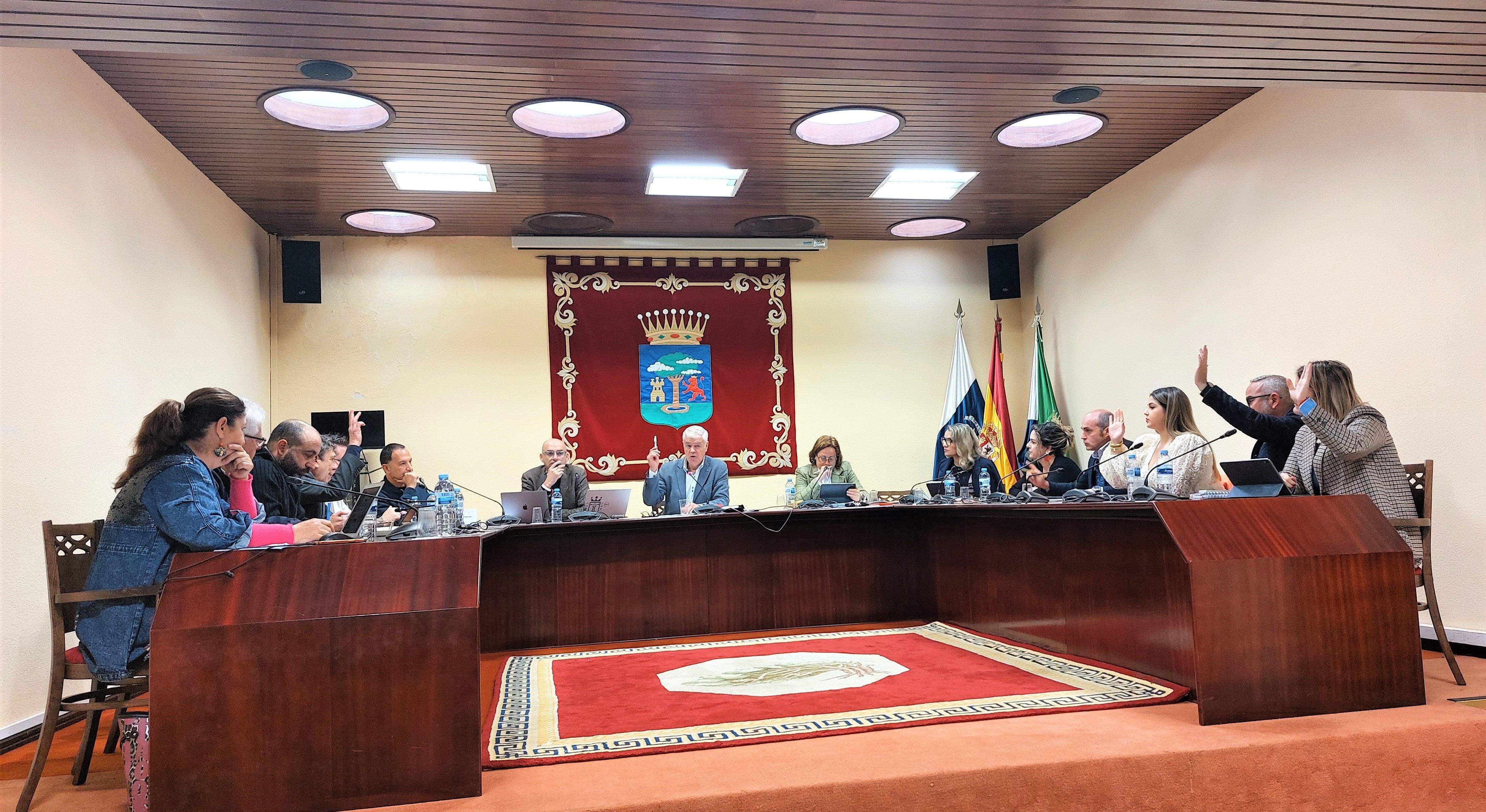 Pleno del Cabildo de El Hierro en el que se ha votado el Presupuesto 2023./ Cabildo El Hierro