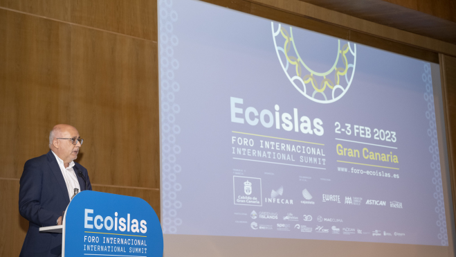 Antonio Morales ha hecho una apuesta hacia el modelo de Ecoislas durante su mandato./ Redes
