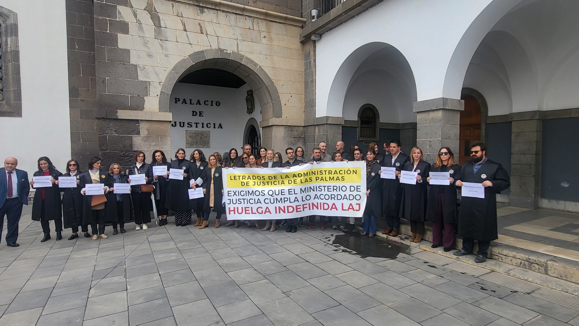 Huelga de letrados en Las Palmas. / Atlántico Hoy