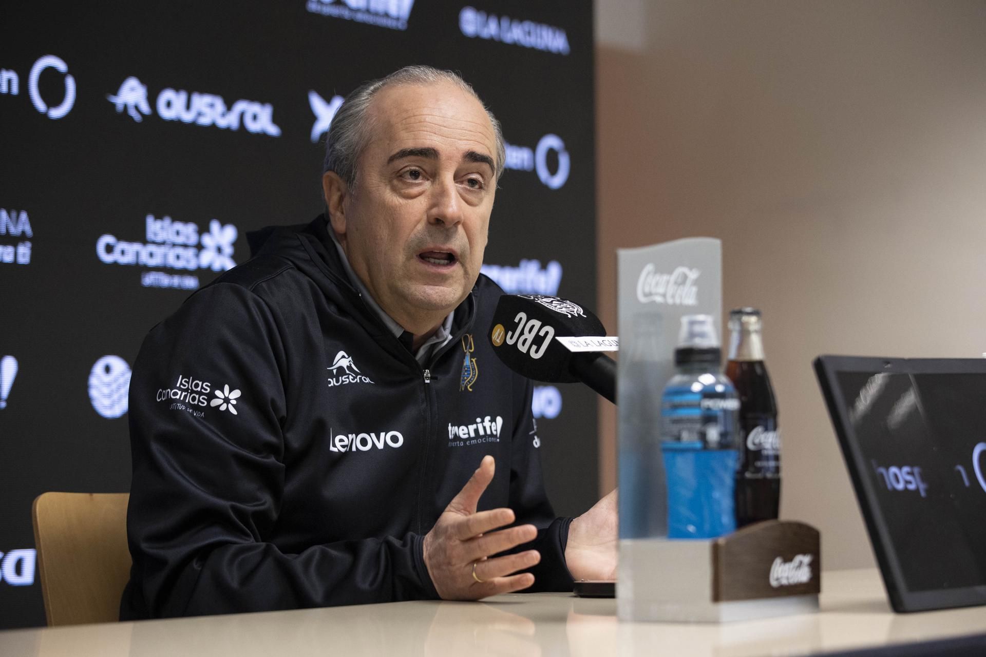 Txus Vidorreta en la rueda de prensa previa al partido entre CB Canarias y Gran Canaria en eliminatoria de cuartos de final de Copa del Rey./ EFE.