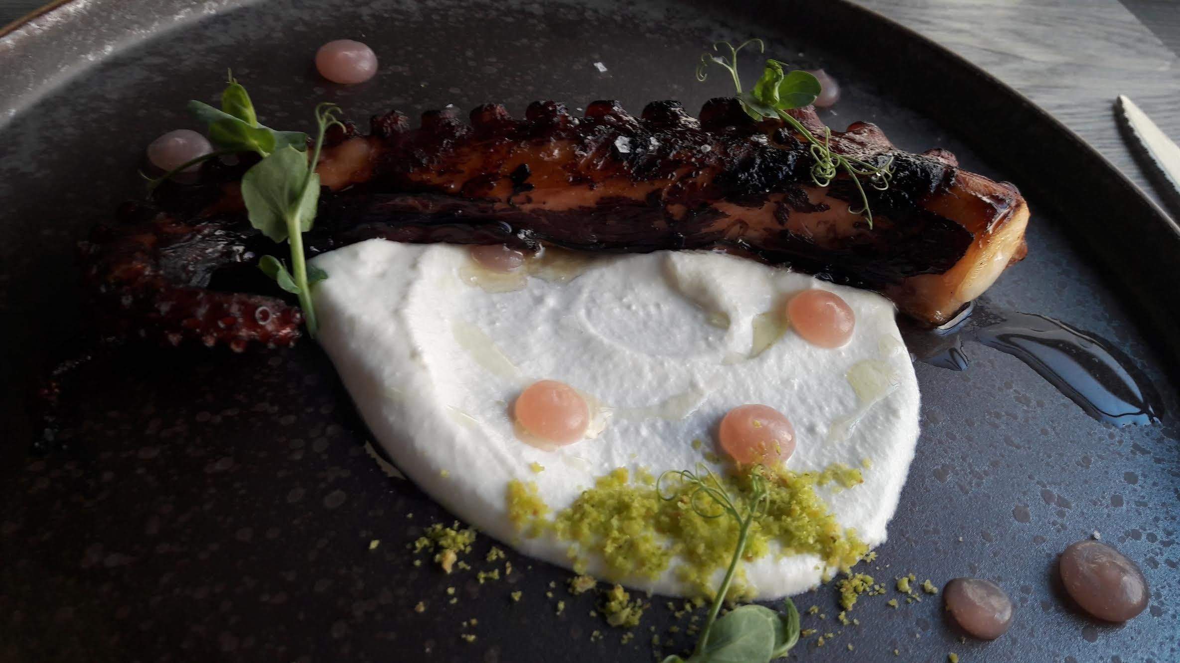 Plato degustación de la primera jornada con Simone Millico./