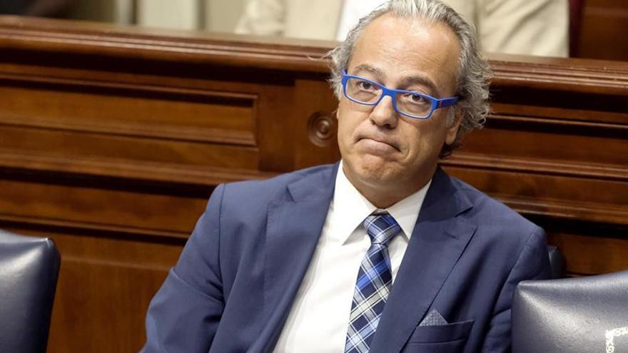 Jesus Morera, en su etapa como consejero de Sanidad del Gobierno de Canarias. / Ramón de la Rocha (Efe)