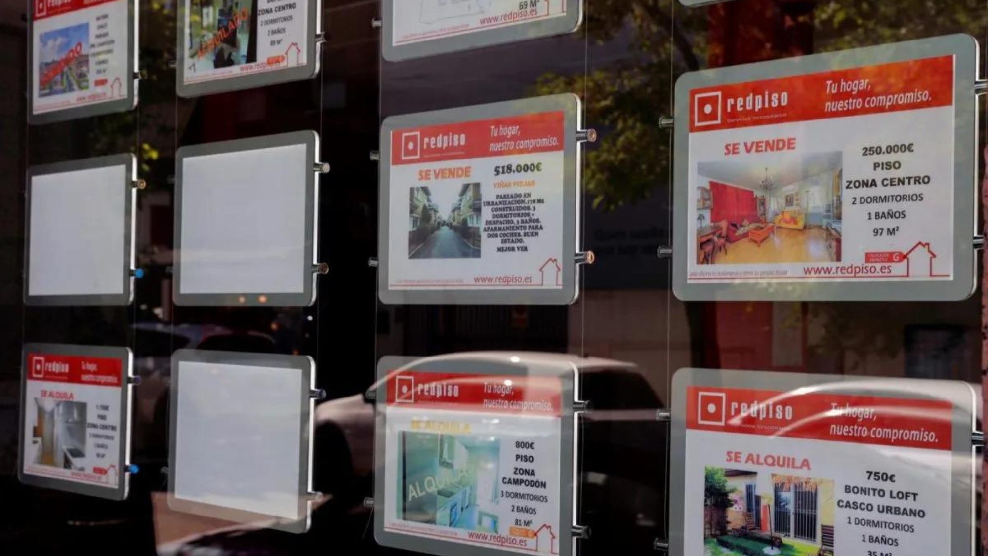  Desde 2018 en España se registran más de medio millón de compraventas al año. /EFE