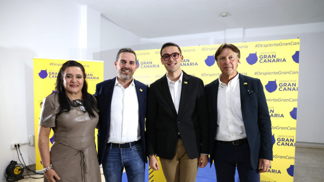 María Emma Díaz Hernández (izq), Lucas Bravo de Laguna, Raúl del Pozo y José Mari Ponce. / Unidos por Gran Canaria María Emma Díaz Hernández (izq), Lucas Bravo de Laguna, Raúl del Pozo y José Mari Ponce. / Unidos por Gran Canaria