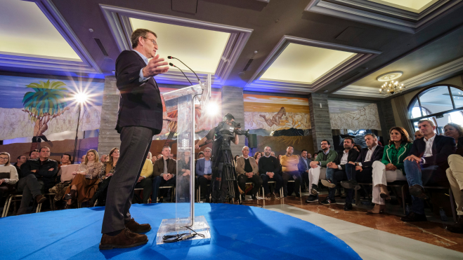 Feijóo en el mitin. / EFE / Ángel Medina