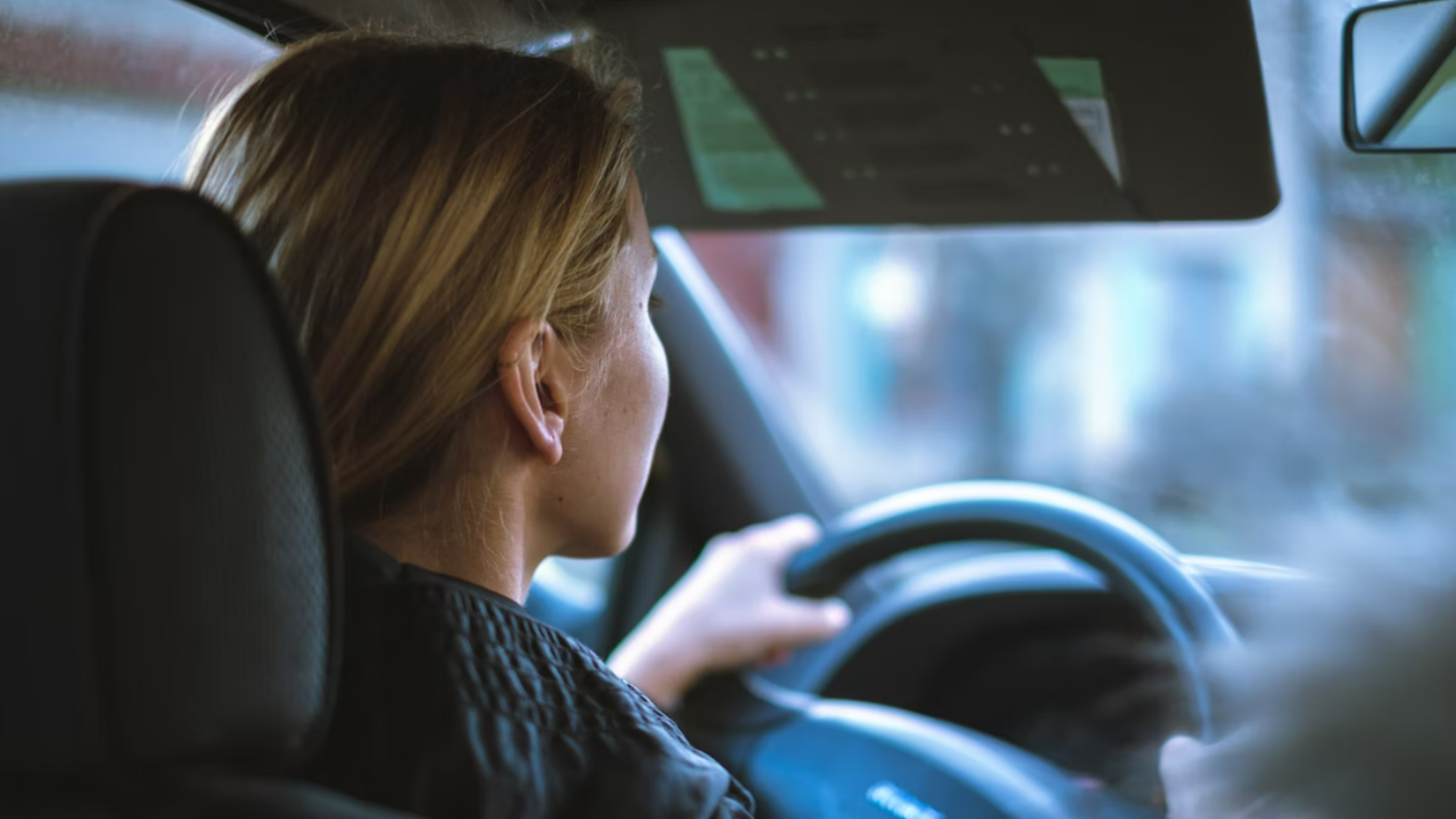 La facturación procedente del vehículo nuevo se mantuvo estable gracias al incremento del precio de los mismos. /Unsplash