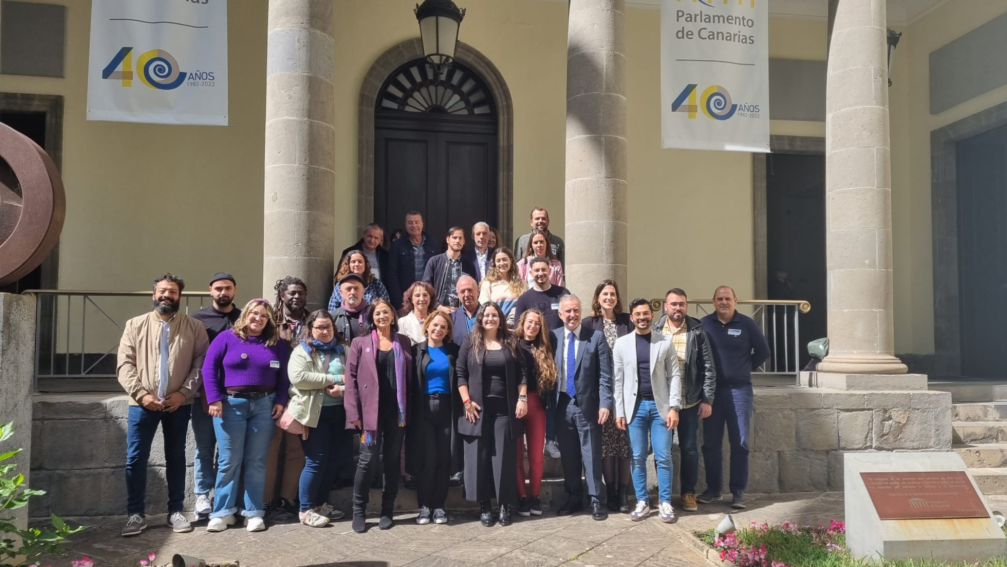 Miembros del Parlamento de Canarias tras la aprobación de la ley de Políticas de Juventud de Canarias. / Gobierno de Canarias Miembros del Parlamento de Canarias tras la aprobación de la ley de Políticas de Juventud de Canarias. / Gobierno de Canarias