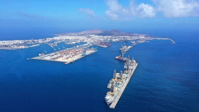 Imagen general del Puerto de La Luz, donde está el desafío. / APLP