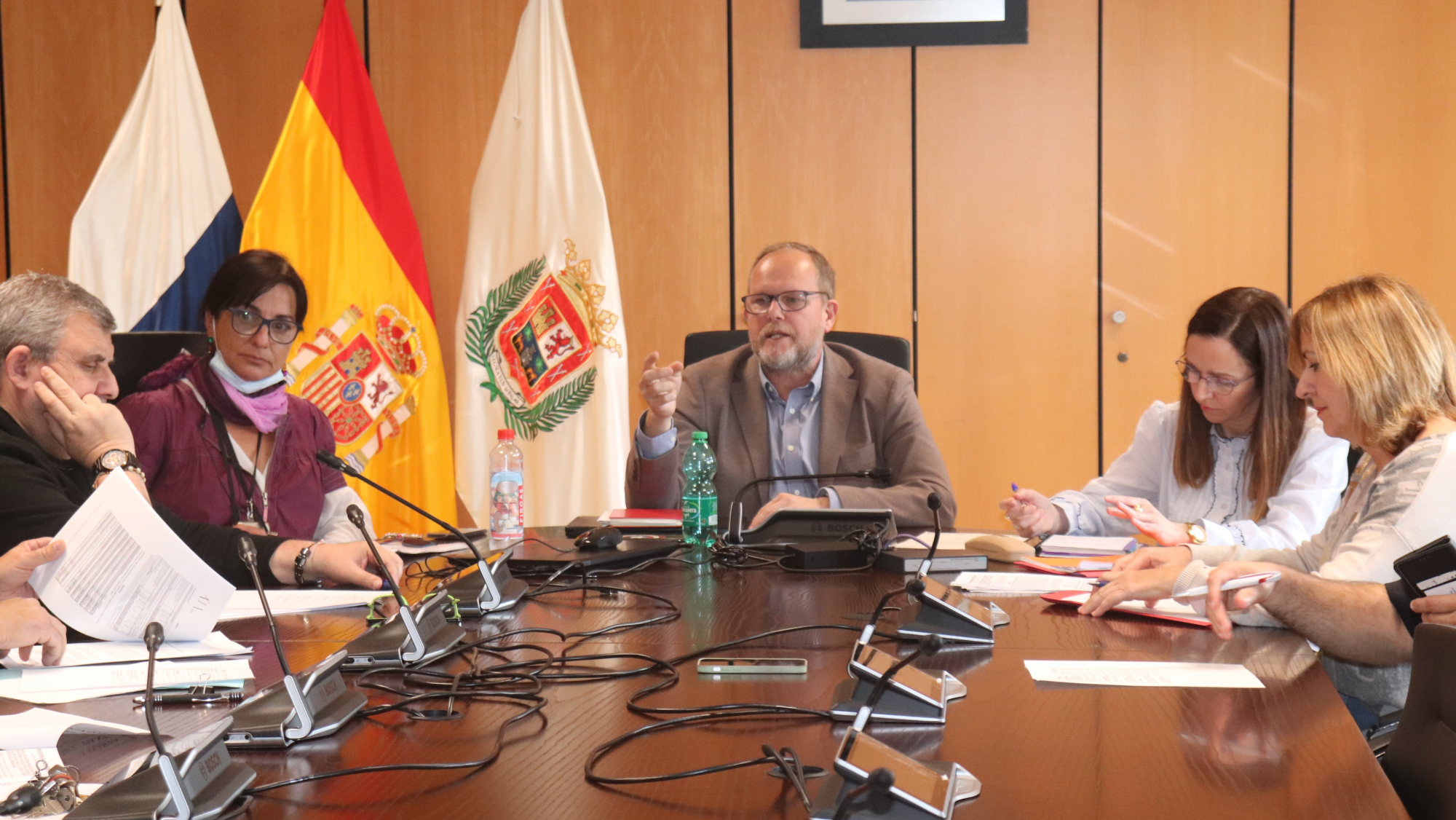 La Mesa del Taxi aprueba una actualización de la tarifa urbana propuesta por el sector / AYUNTAMIENTO DE LAS PALMAS DE GRAN CANARIA