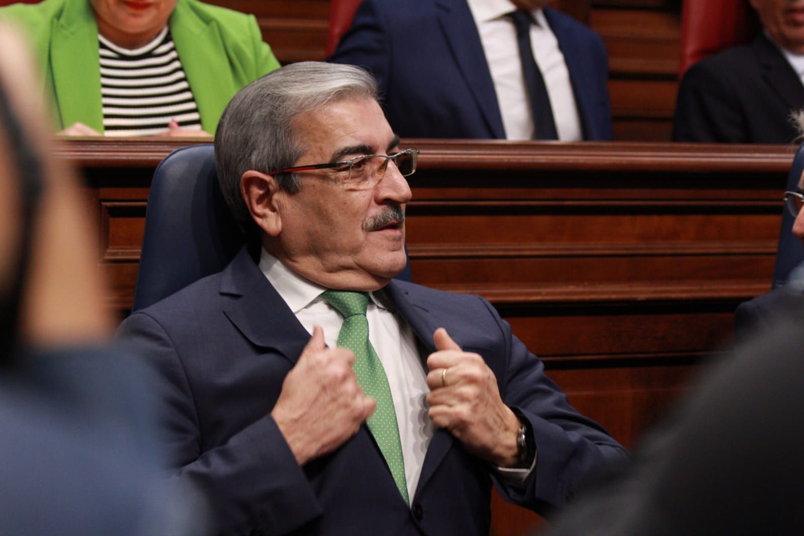 El vicepresidente de Canarias, Román Rodríguez, saca pecho./ Álvaro Oliver (AH)