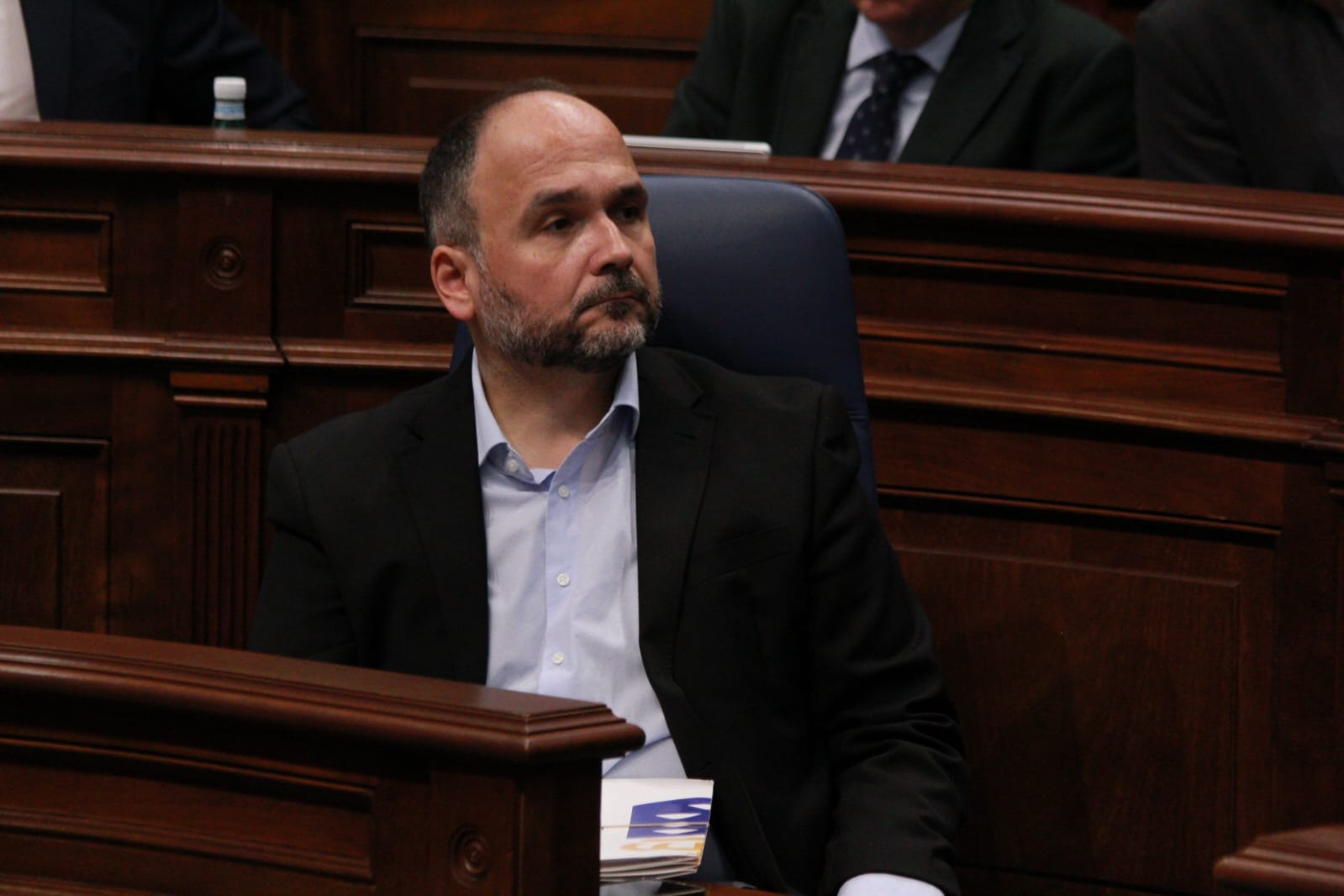 El senador y exconsejero de Transición Ecológica, José Antonio Valbuena./ ÁLVARO OLIVER (AH)