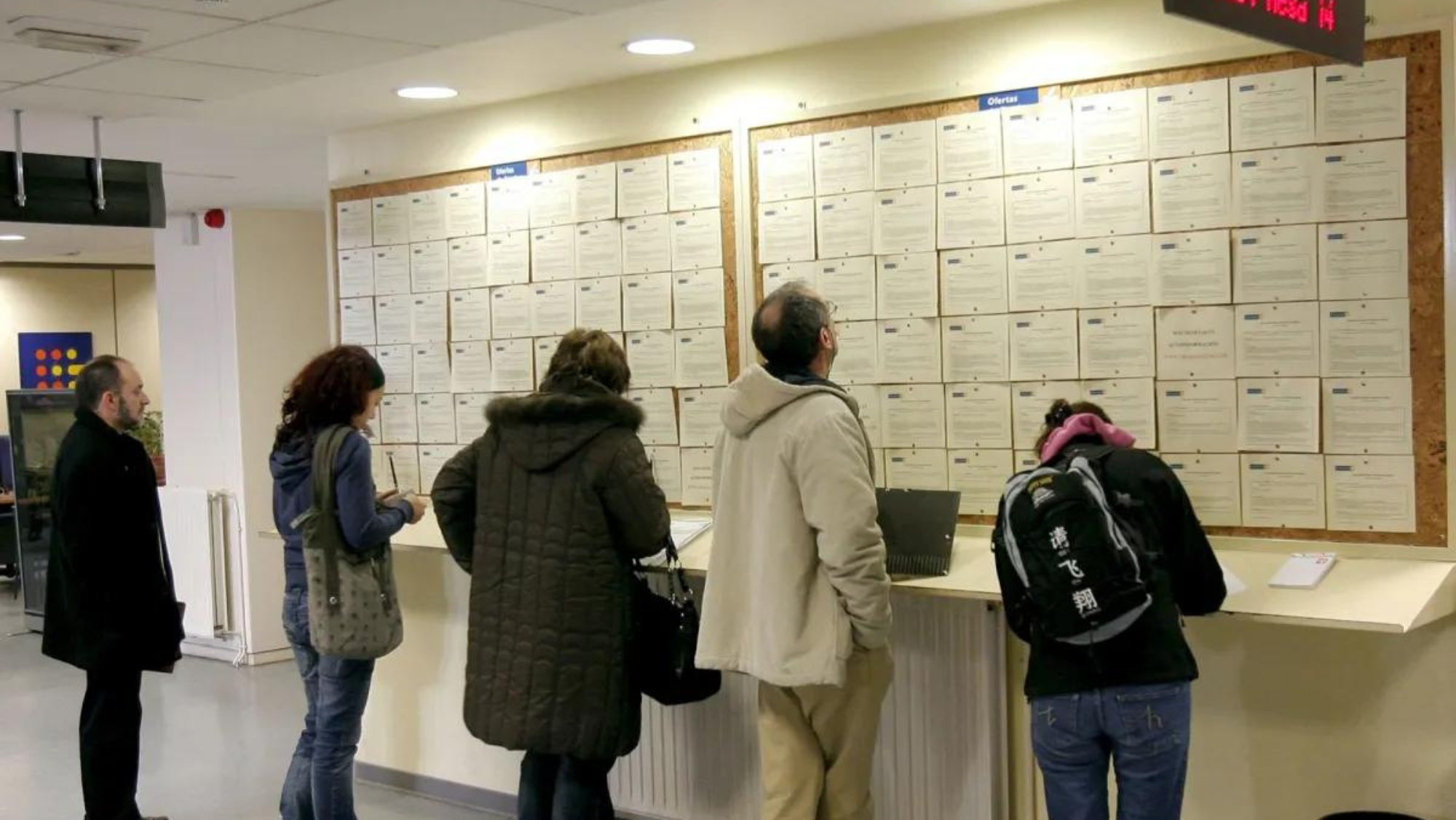 Desempleados en el paro. /EFE Canarias