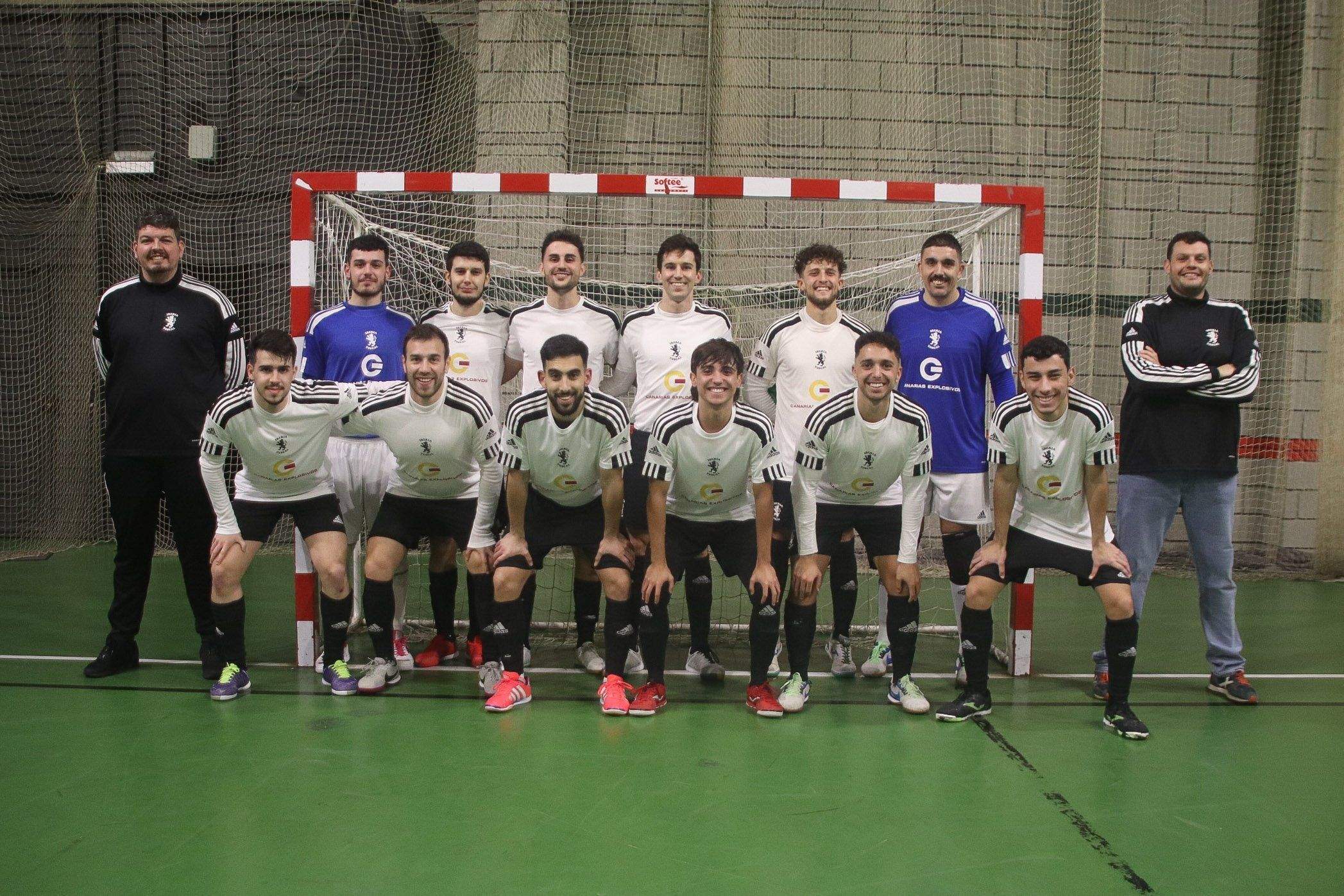 El Iberia Toscal se enfrentará al Salesianos en el duelo tinerfeño entre primer y segundo clasificado en el grupo 6 de Segunda División B./ Twitter .