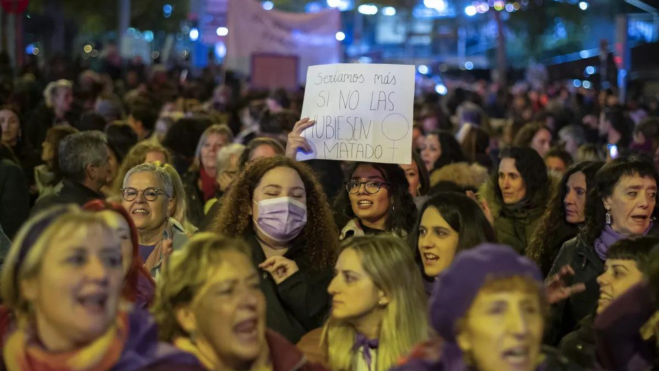 Imagen de archivo de una manifestación del 8M. /EFE Imagen de archivo de una manifestación del 8M. /EFE