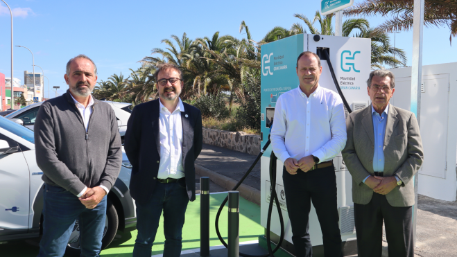 Nuevo punto de recarga en el Polígono Industrial de Arinaga. / Cabildo de Gran Canaria (1) Nuevo punto de recarga en el Polígono Industrial de Arinaga. / Cabildo de Gran Canaria (1)